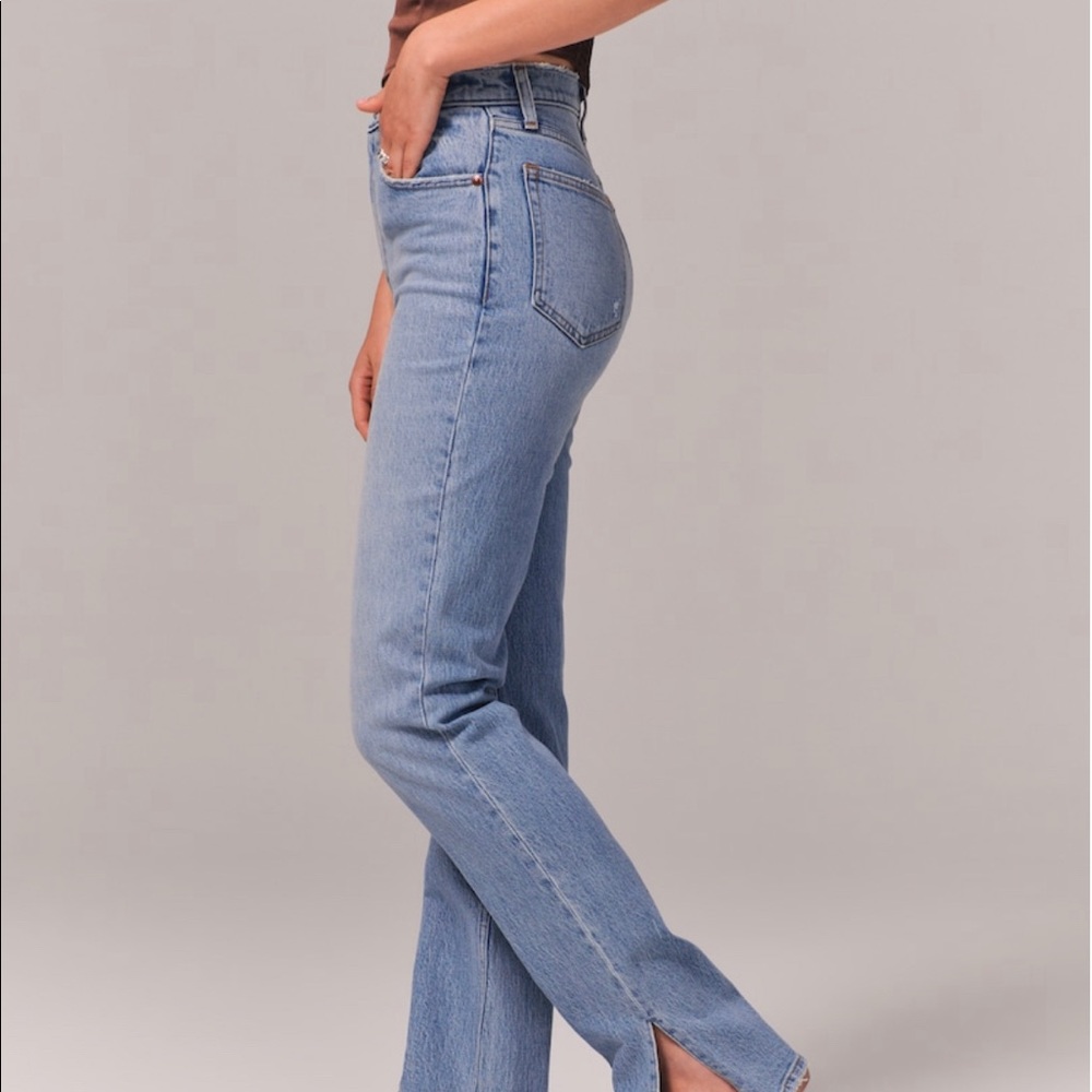 Abercrombie 90’s straight ultra high rise jean